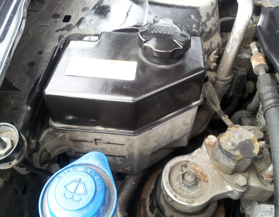 Kia Rio LX CRDI coolant-expansion-bottle
